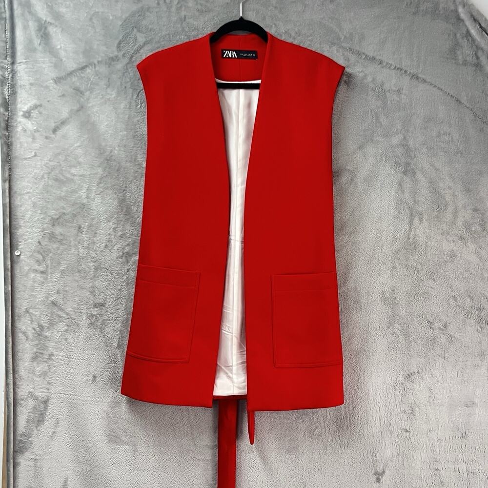 Zara Red Sleeveless Vest